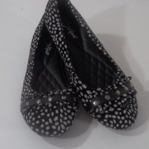 Tony Klein cloth flats new